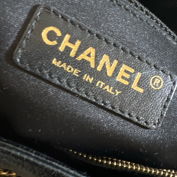 Chanel Black Quilted Caviar CC Grand Shopping Tote GHW - Picture 9 of 9